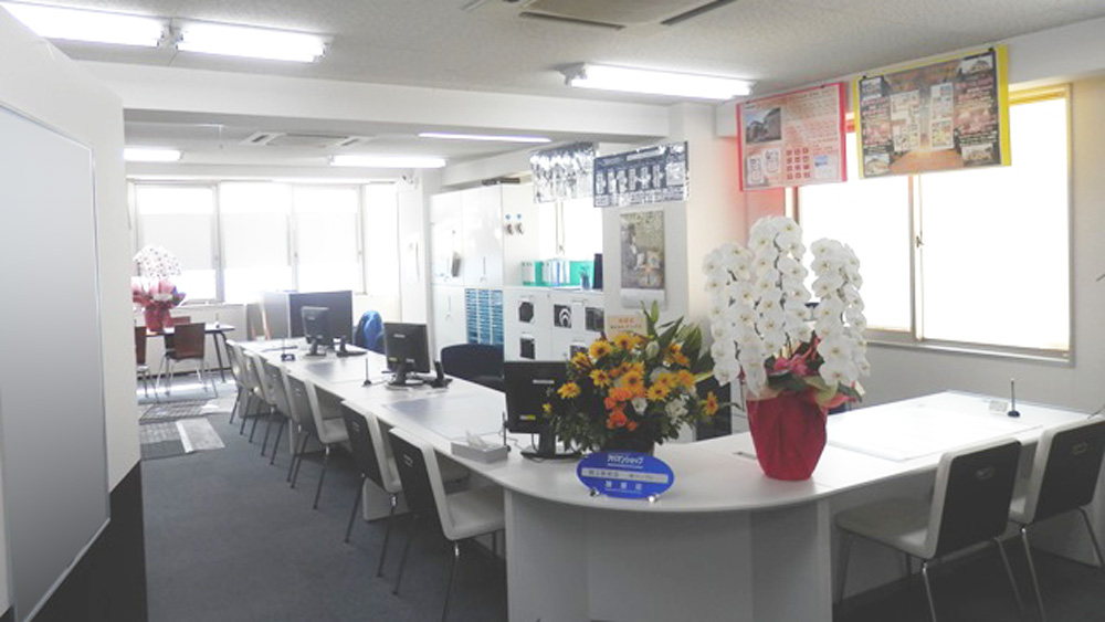 瑞江駅前店-店内